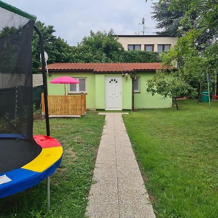 Small-Comfy Guest House In Donaustadt Garden - Not Shared! Wien Exterior foto