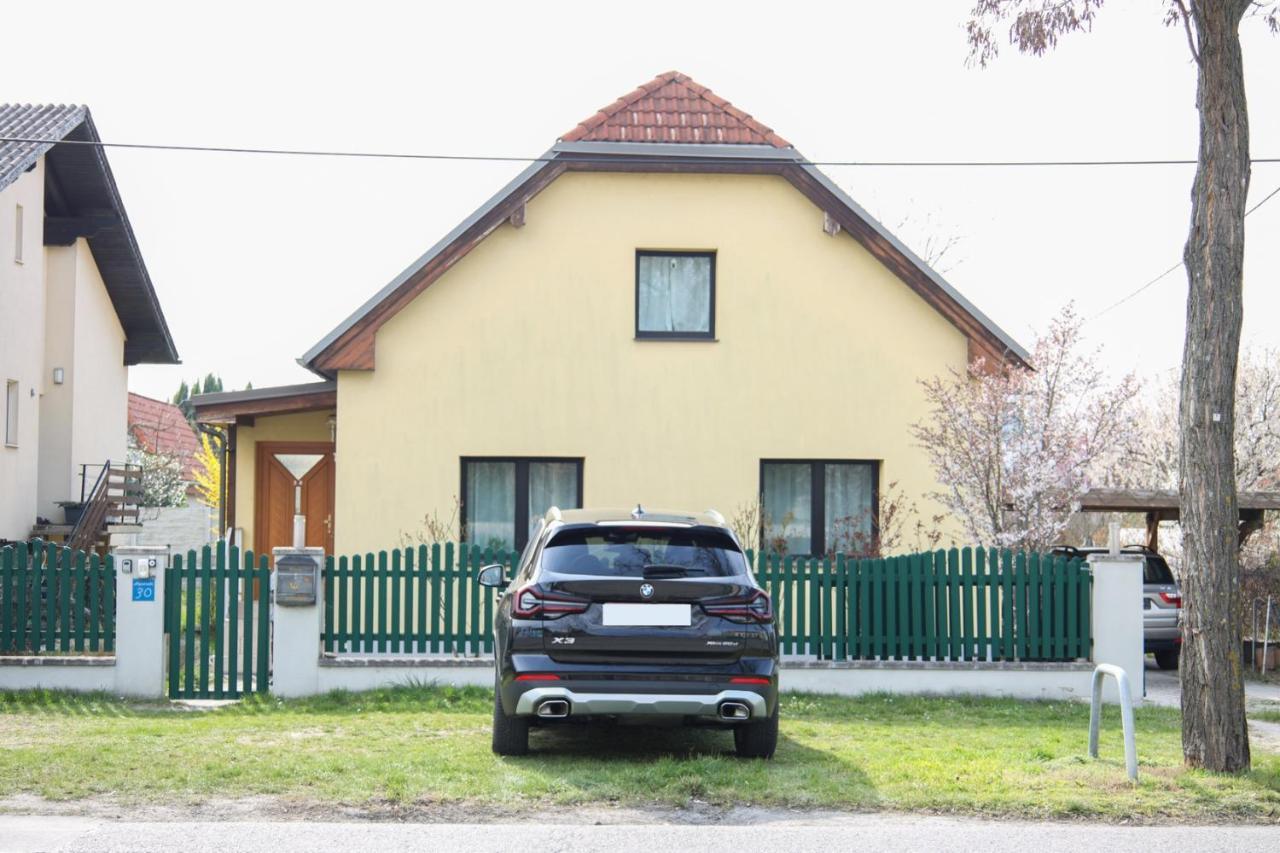 Small-Comfy Guest House In Donaustadt Garden - Not Shared! Wien Exterior foto
